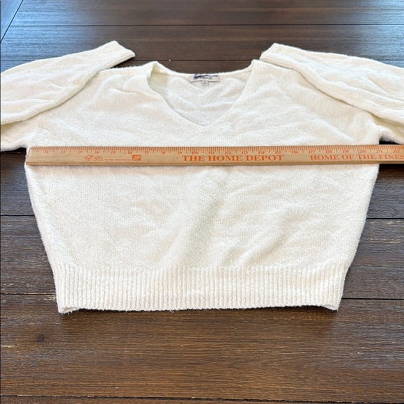 Madewell Wedged V-Neck Sweater Size XS - Picture 8 of 15